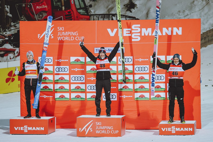 Kamil Stoch wygrywa w Titisee Neustadt