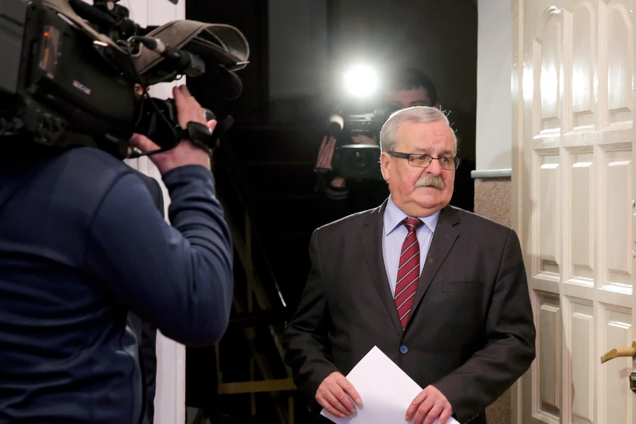 LYgk9kqTURBXy9kY2YzNjNkMzNhOTc2ZWY1MzEyN