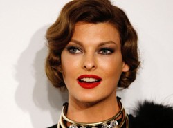Modelka Linda Evangelista walczy o alimenty