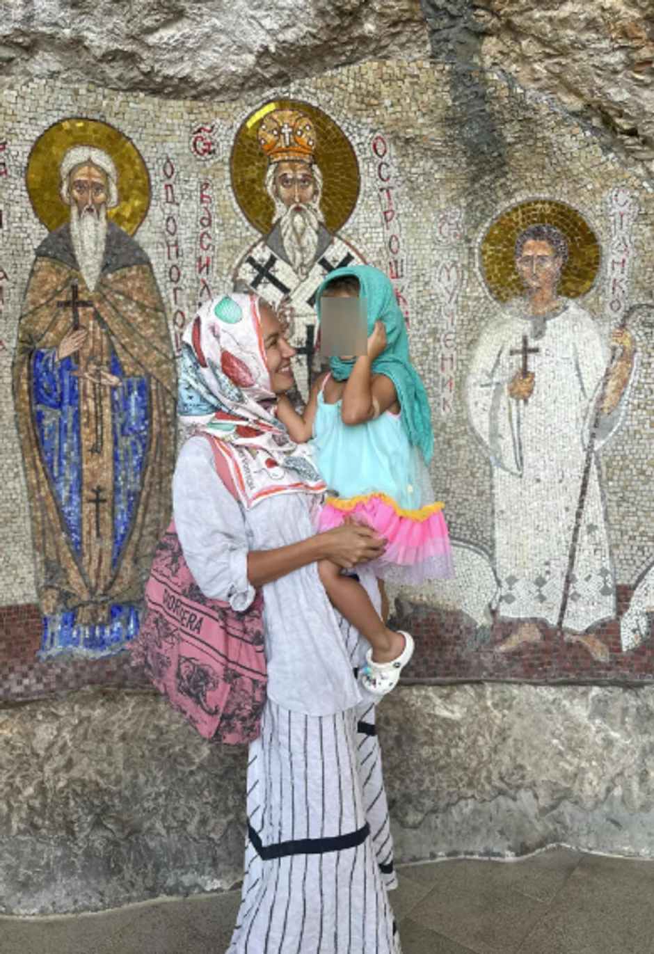 Bojana Ristivojević na Preobraženje odvela ćerku pod Ostrog