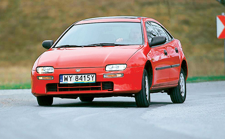 Mazda 323 1.5/1996 r. Cena 1500 zł