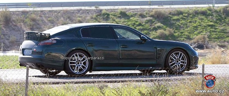 Porsche Panamera: pierwsze zdjęcia i informacje