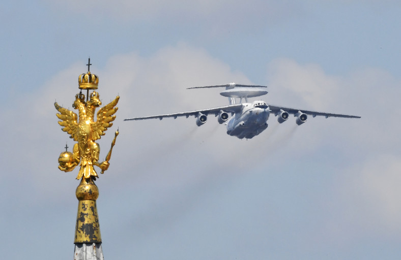 Samolot A-50 w Moskwie
