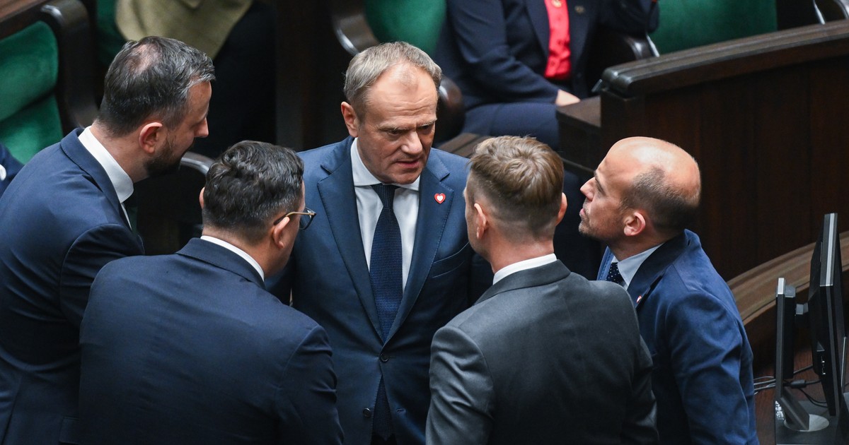 KO zwiększa przewagę nad PiS. Jest najnowszy sondaż partyjny