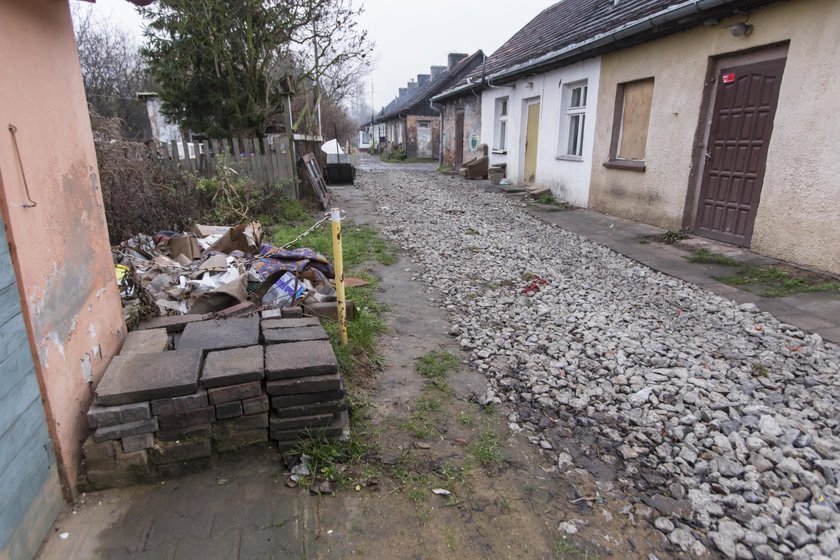 Miejsce po chodniku na ul. Sulechowskiej w Poznaniu