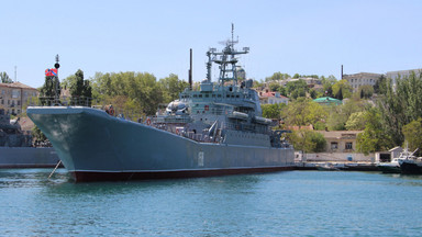 Rosjanie chcą wozić turystów na Krym okrętami marynarki wojennej