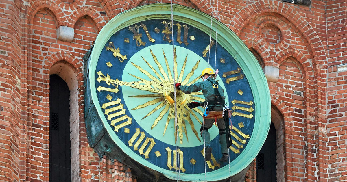 Cambio de horario 2021. Se ha presentado un borrador al respecto a la Sejm.