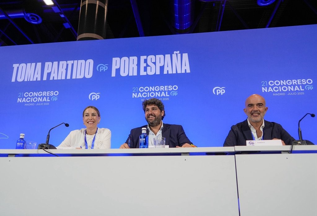 PP aprueba Estatutos con mensaje de ejemplaridad frente PSOE