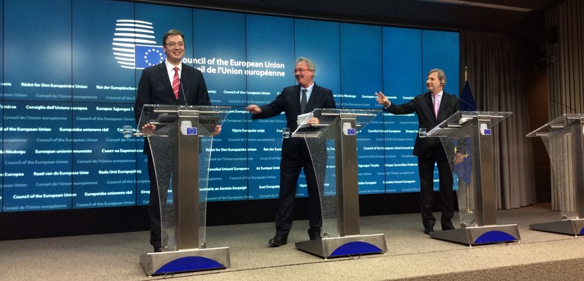 Aleksandar Vučić, Žan Alesborn i Johanes Han u Briselu