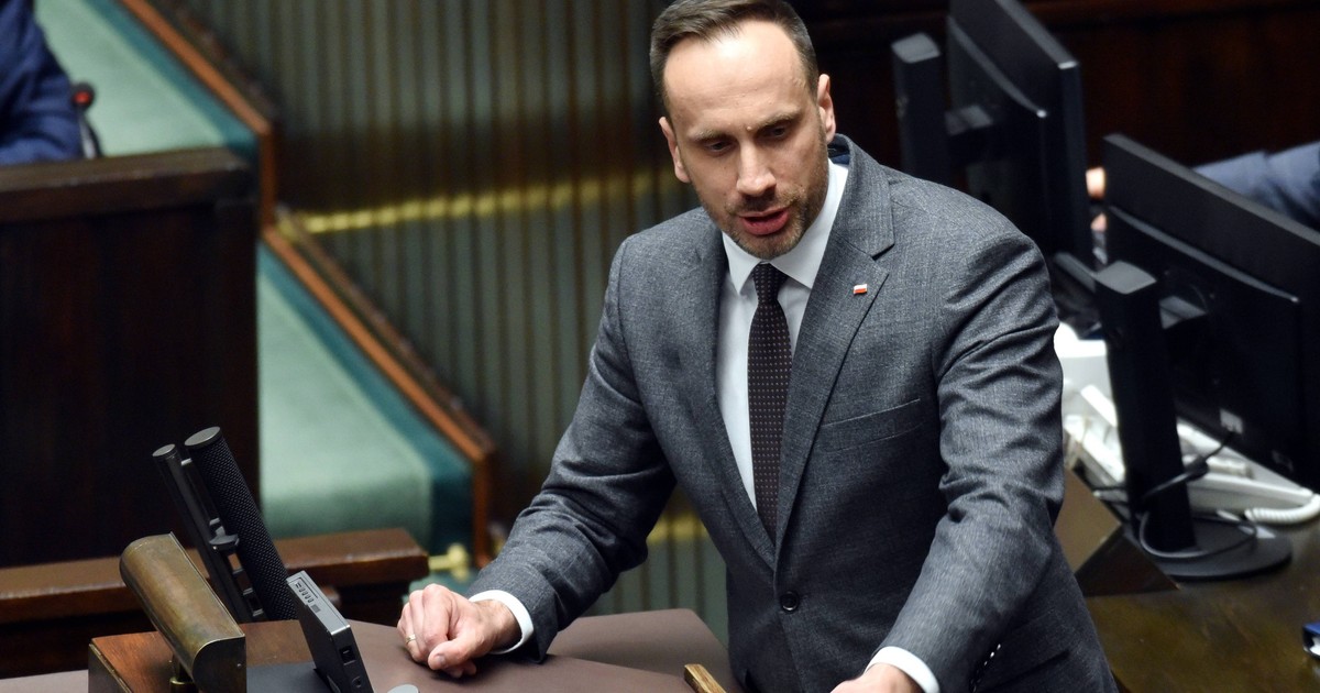 Janusz Kowalski pięknie opowiadał o PiS. Przechodzień nie wytrzymał i rzucił kilka słów