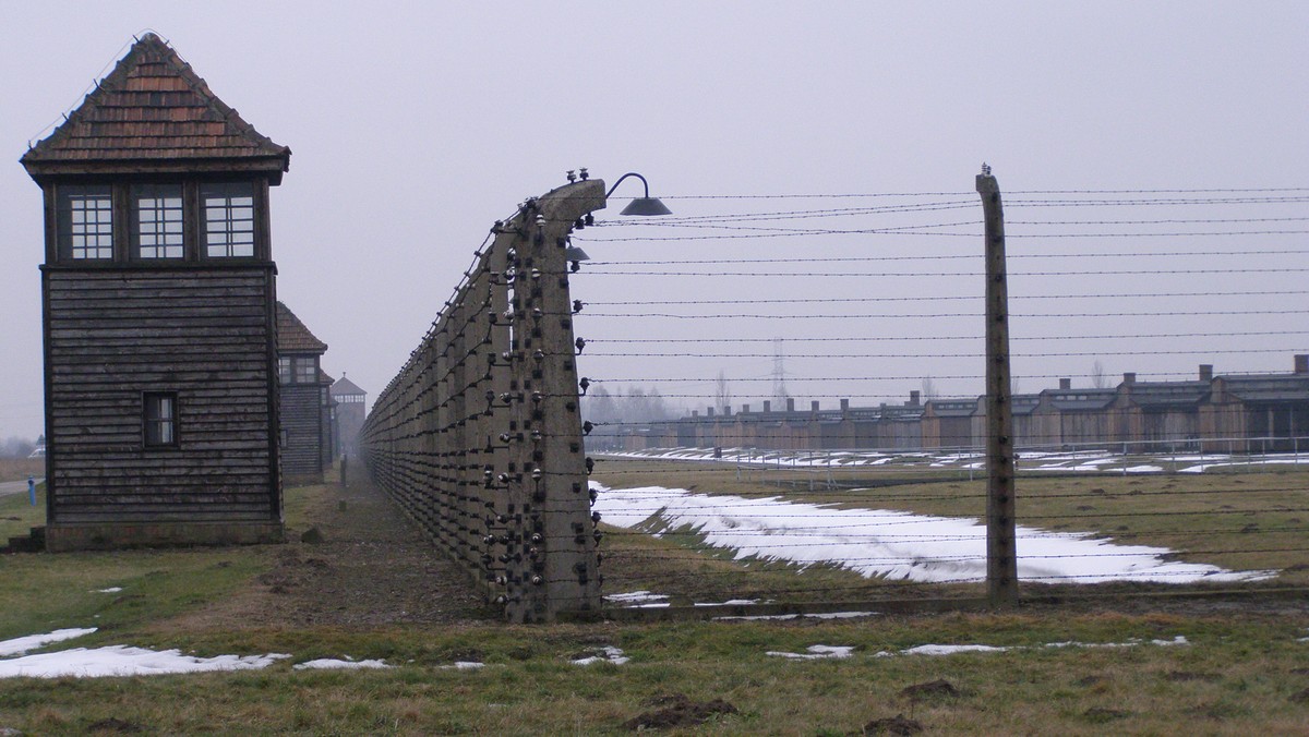 Nowa amerykańska praca badawcza poszerza wiedzę o zbrodniach nazistów. Zadaje też kłam tłumaczeniom, jakoby zwykli obywatele III Rzeszy nic nie wiedzieli o tym, czego w ich imieniu dopuszczali się hitlerowscy oprawcy.