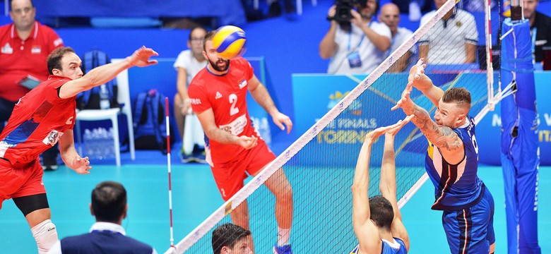 MŚ siatkarzy: Serbowie zmietli Włochów z parkietu. Gospodarze turnieju nie mieli nic do powiedzenia