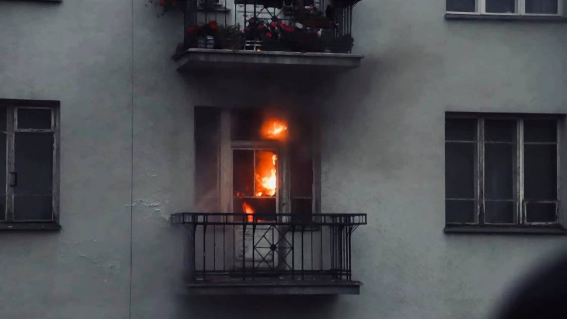 Raca z Marszu Niepodległości spowodowała pożar mieszkania
