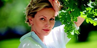 Dłuższe urlopy dla rodziców: Matka liberałka nie chce znieczulenia