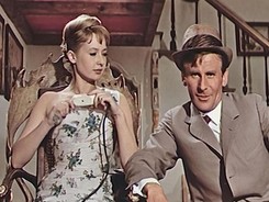 Historia filmu 'Żona dla Australijczyka'. Podczas zdjęć doszło do sytuacji rodem z komedii Barei