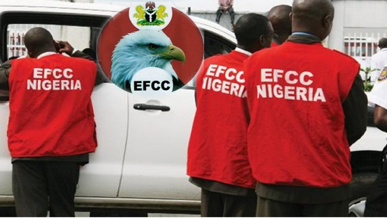 Operatives of the EFCC.