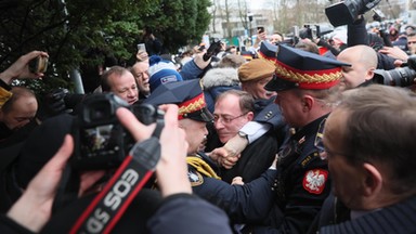 Posłowie PiS ukarani za szturm na Sejm. Jest decyzja