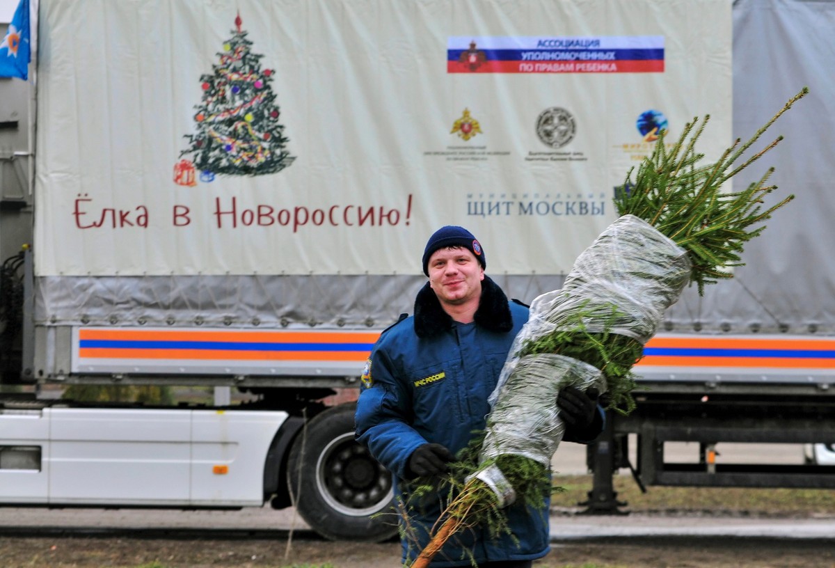 Rosyjski konwój szykuje się do drogi