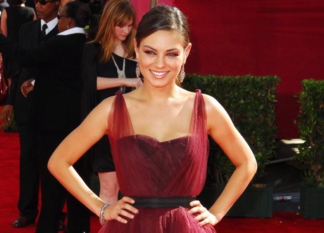 mila-kunis-nagy-d0000DF17d8facca1cf3c.jpg