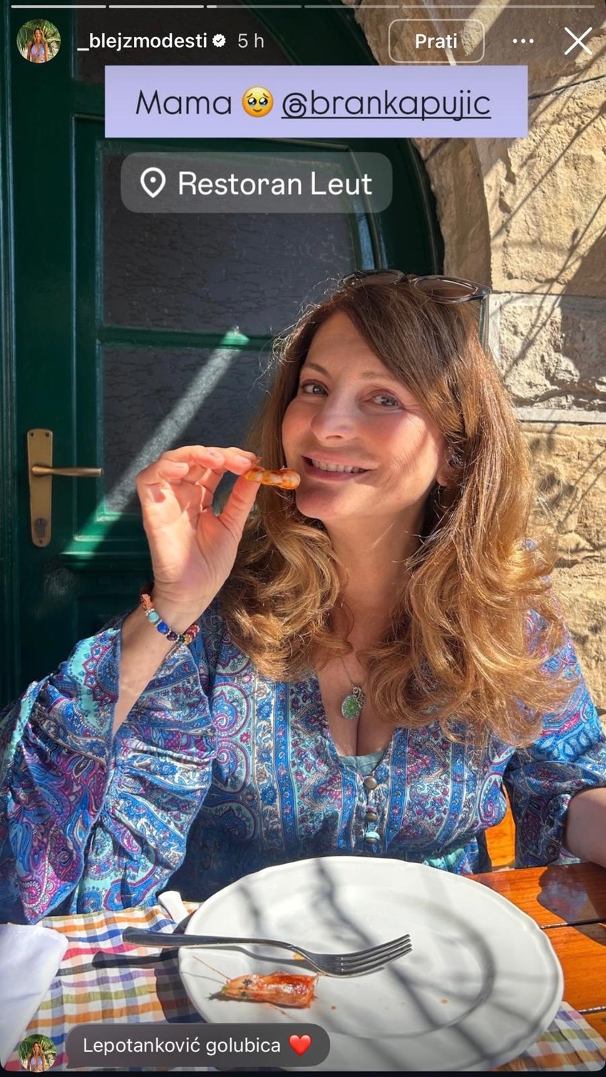 Anđelka i Anđela na odmoru