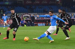 Liga włoska. Kolejna wpadka Napoli. Ucieczka klubów z Mediolanu