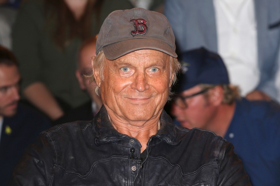 Terence Hill le sem tagadhatná a fát Fotó: Northfoto