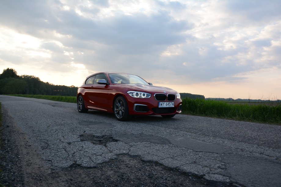 BMW M140i xDrive – przyczajony tygrys, ukryty smok