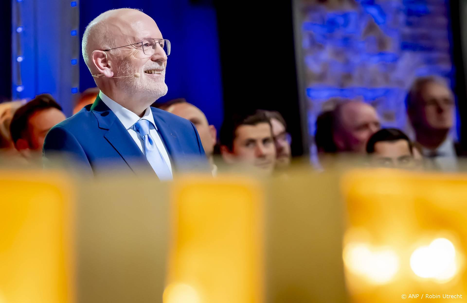 GroenLinks-PvdA wint buitenlandkiezers - Klaver dringt aan op snel kabinet