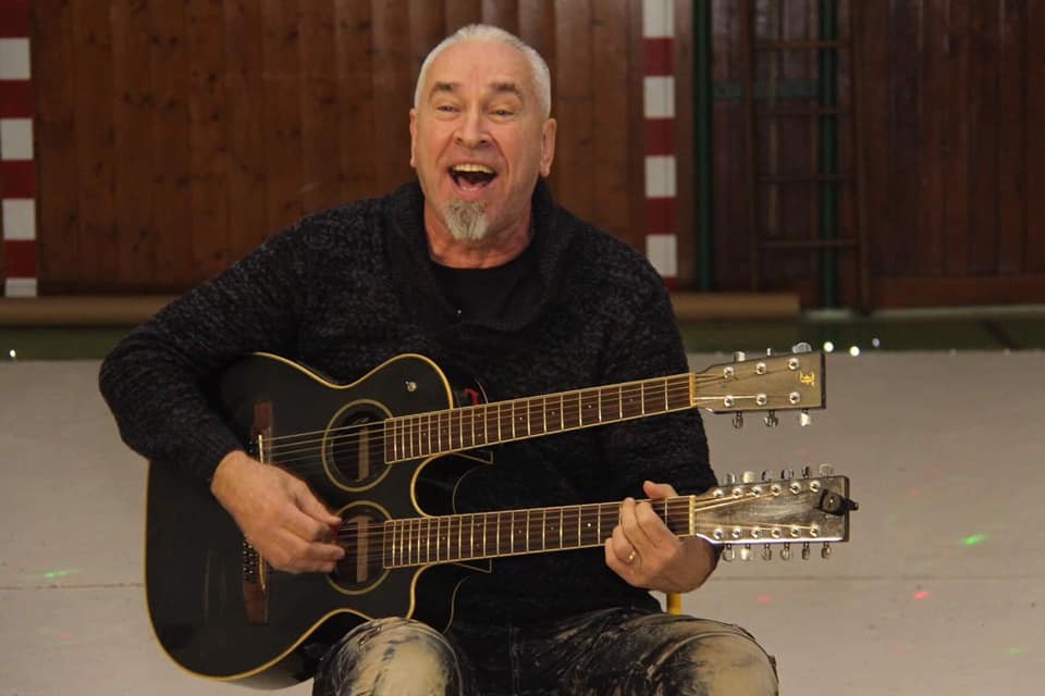 Slovenský spevák Marián Greksa.