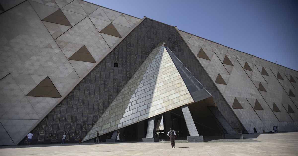 Budowa tej atrakcji trwała aż 13 lat! Jest dwa razy większa niż Luwr. Po ile bilety?