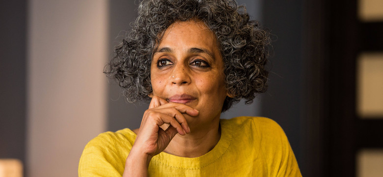 Arundhati Roy: jeśli chcesz wywołać wojnę, musisz stworzyć wroga, którego nienawidzisz