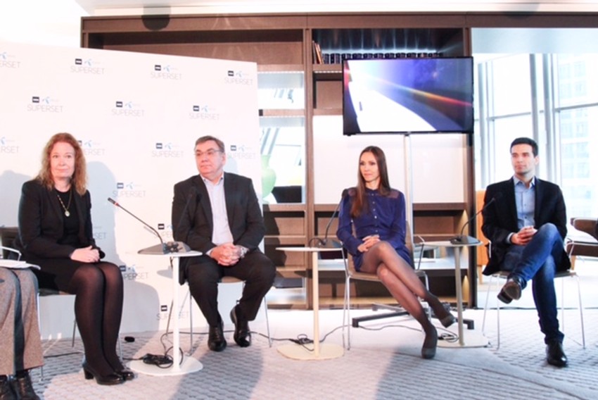 Ingeborg Ofsthus, generalna direktorka Telenora Srbija, Goran Vasić, generalni direktor SBB, Jovana Lukić iz SBB i Slobodan Papak iz Telenora