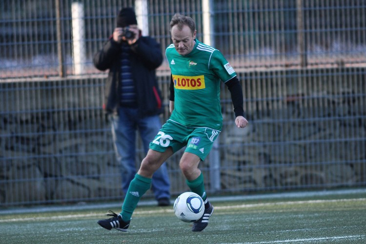 Donald Tusk jest w formie. Strzelił gola w sylwestrowym meczu