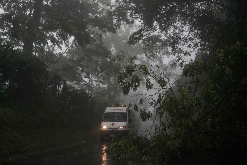 Oluja u Komasagvi, El Salvador 