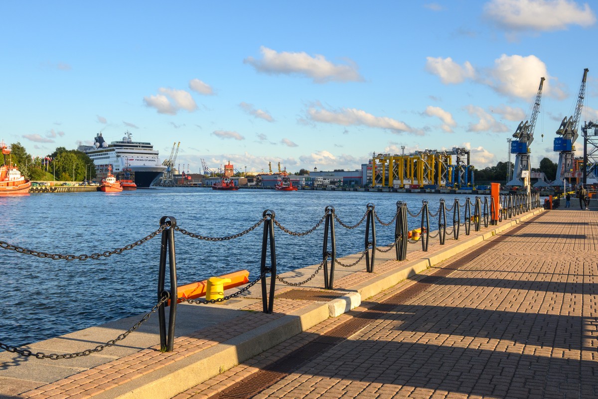 Gdansk,,Poland,-,September,28,,2025:the,Port,Canal,In,Gda?sk,
