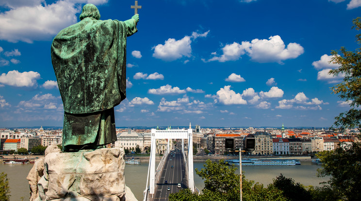 A férfi a Gellér szobornál kötött bele a társaságba /Fotó: Northfoto