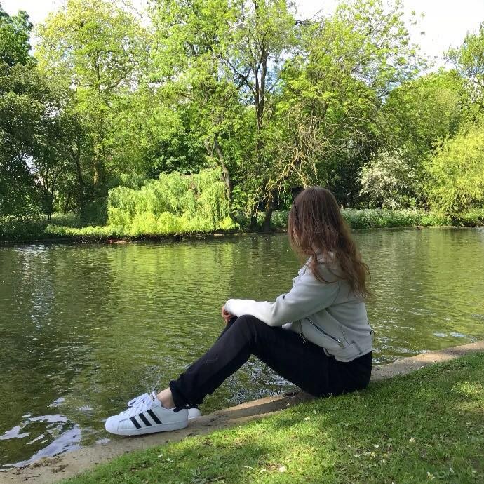Natália zomrela pri tragickej nehode na Zochovej. 