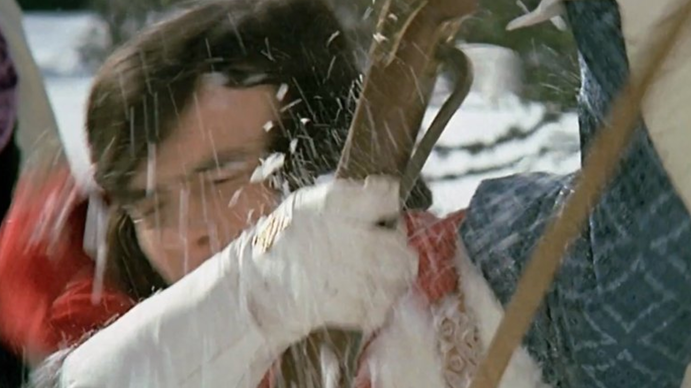 Scéna so snehovou guľou v rozprávke Tri oriešky pre Popolušku.