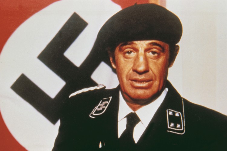 Jean-Paul Belmondo w filmie 'As asów'