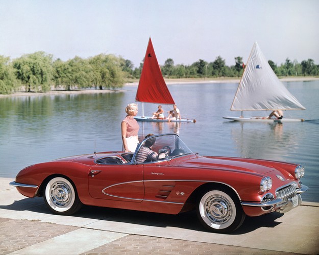 1960 - chevrolet corvette convertible