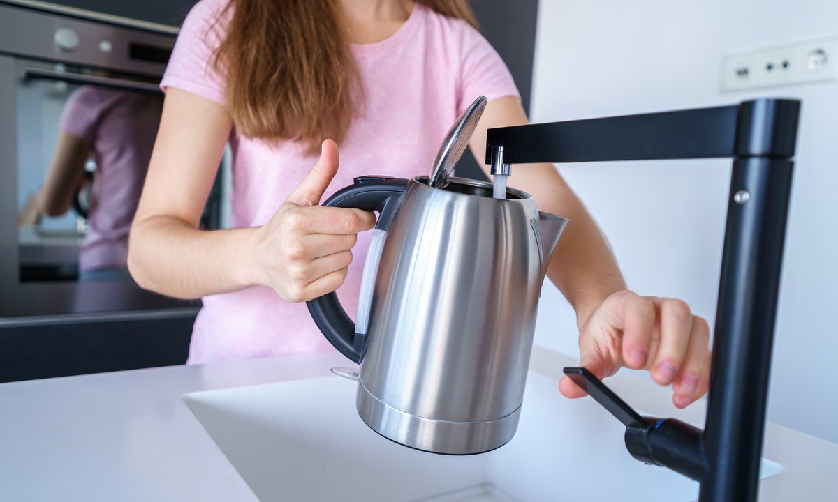 Wrzątek w kilka sekund. To urządzenie bije czajnik elektryczny na głowę