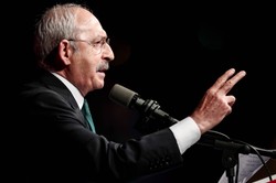 Kim jest człowiek, który rzucił wyzwanie Erdoganowi? "Określa się go tureckim Gandhim"