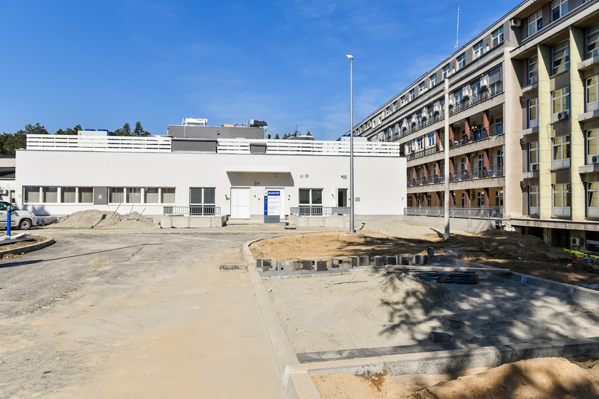 Mirović u poseti bolnice "Kamenica 3"