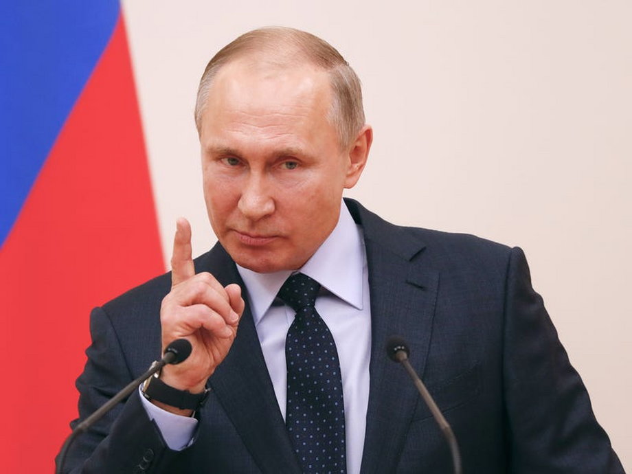 Putin ma rosyjskich oligarchów na celowniku i żadne sankcje nie skłonią ich do odwrócenia się od prezydenta Rosji.