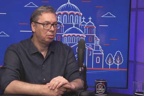 "NA SKUPU 27. JUNA ĆEMO SAOPŠTITI IME LISTE SNS" Vučić o van