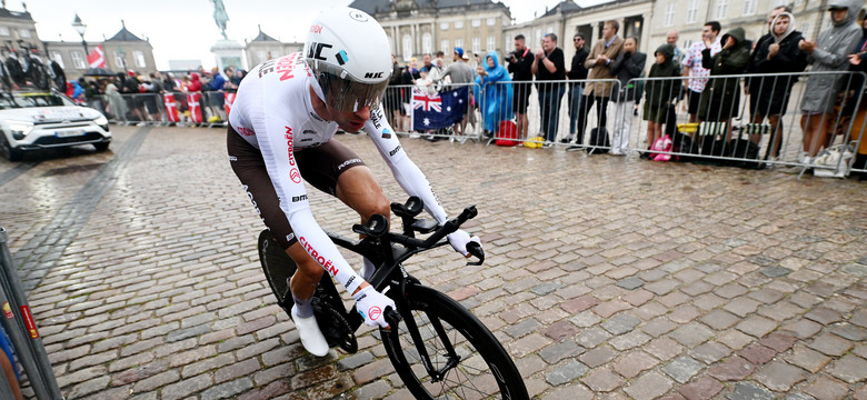 Dwa przypadki koronawirusa w tegorocznym Tour de France. Kolarze wycofani