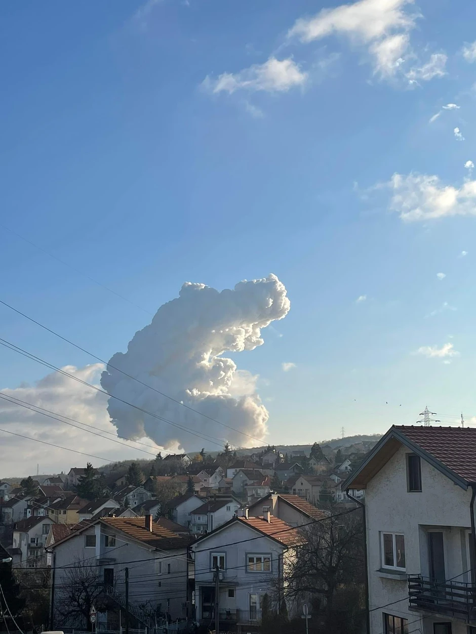 Beli dim se video iz skoro svih delova grada