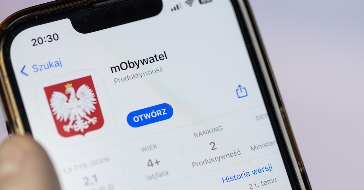 Potwierdzenie niekaralności w aplikacji mObywatel? Resort zajął stanowisko