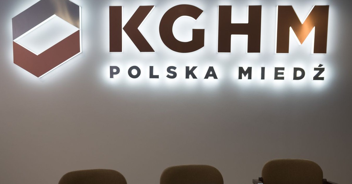 Prezes KGHM odwołany. Kto stanie na czele miedziowego giganta?