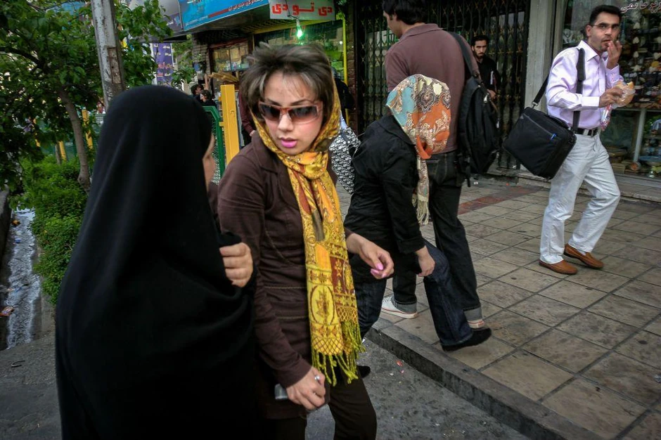 Iranska policija za moral patrolira ulicama veliki broj godina | Foto: HOSSEIN FATEMI/Middle East Images/AFP via Getty Images